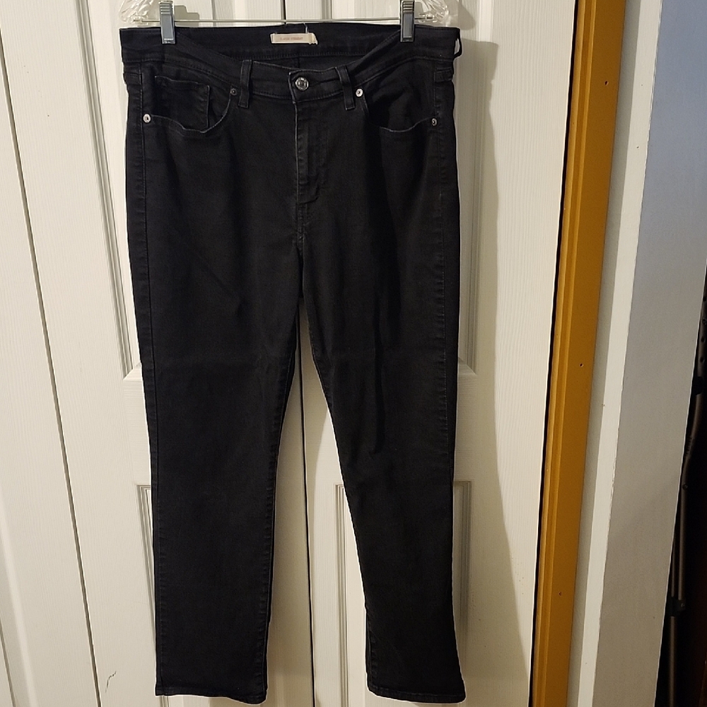 Levi's Black Straight Leg Women's Jeans